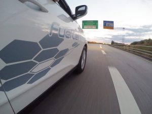 ix35 Fuel Cell record drive