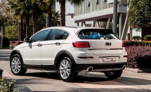 Qoros 3 City SUV (2)