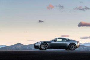 Aston Martin DB11