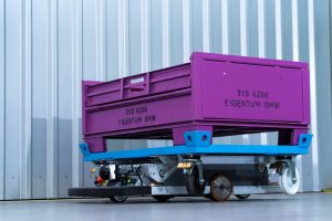 BMW autonómny vozík