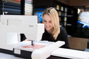 Rolls-Royce showroom v Prahe