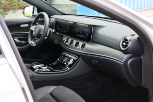 Mercedes-Benz E-Klasse w213 vs w124