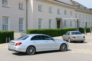 Mercedes-Benz E-Klasse w213 vs w124