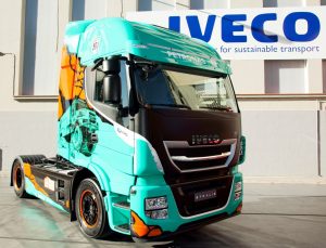 Iveco_EmotionalTrucks_Dakar_DeRooy