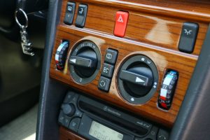 Mercedes-Benz E-Klasse w213 vs w124