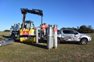 Toyota Hilux svetový rekord v lete balónom