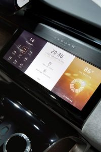 Jaguar I-PACE Concept_026