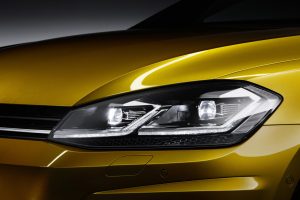 Volkswagen Golf - 004