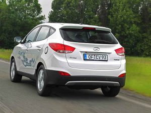 hyundai-ix35-fuel-cell-suv2
